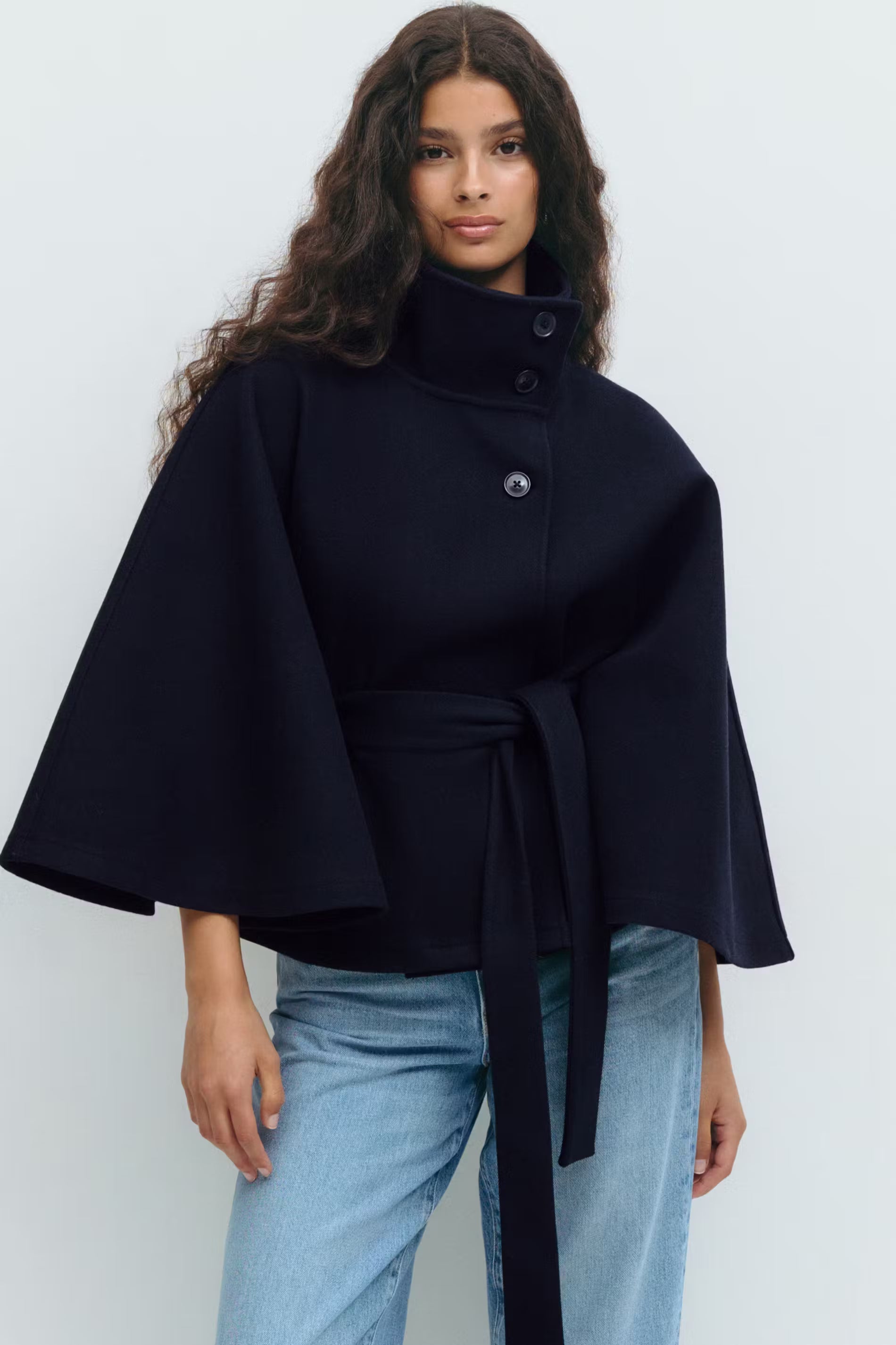 Dames Cape Jas Met Ceintuur En Hoge Kraag