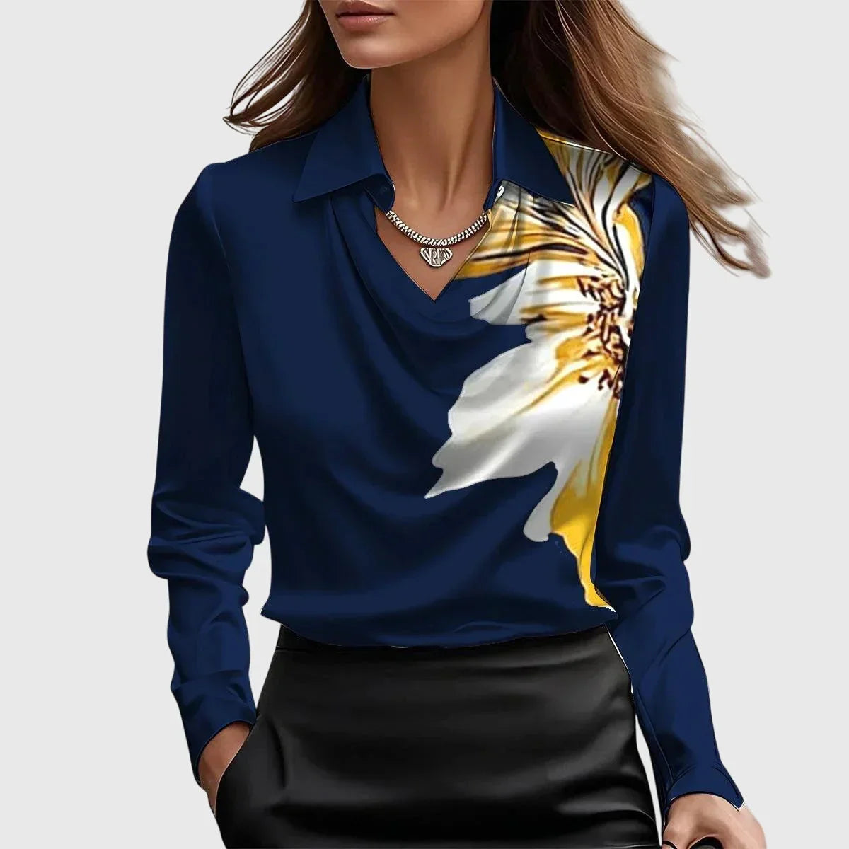 Dames Satijnen Blouse Met Watervalhals En Lange Mouwen