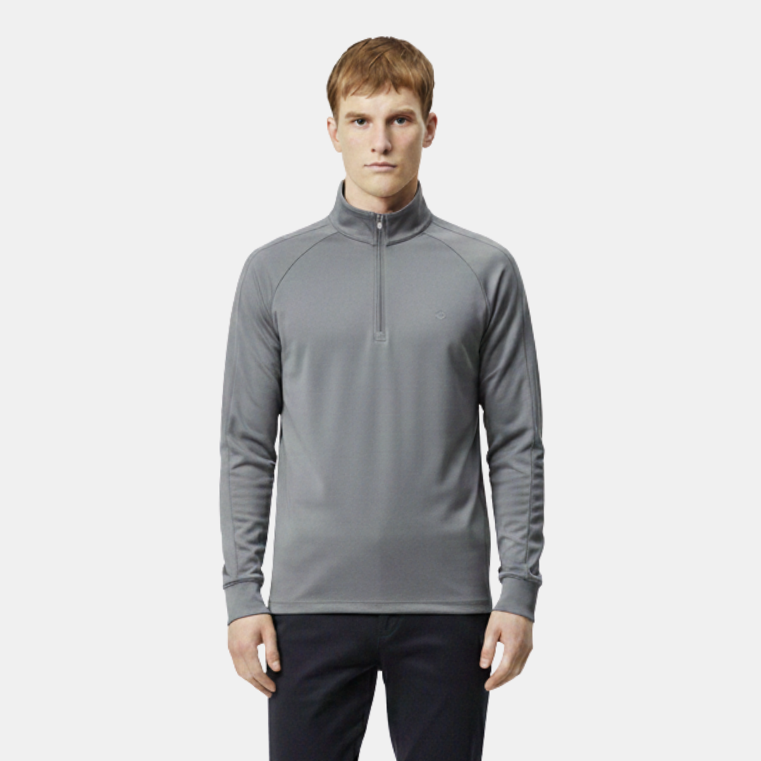 The Arvion Quarter Zip