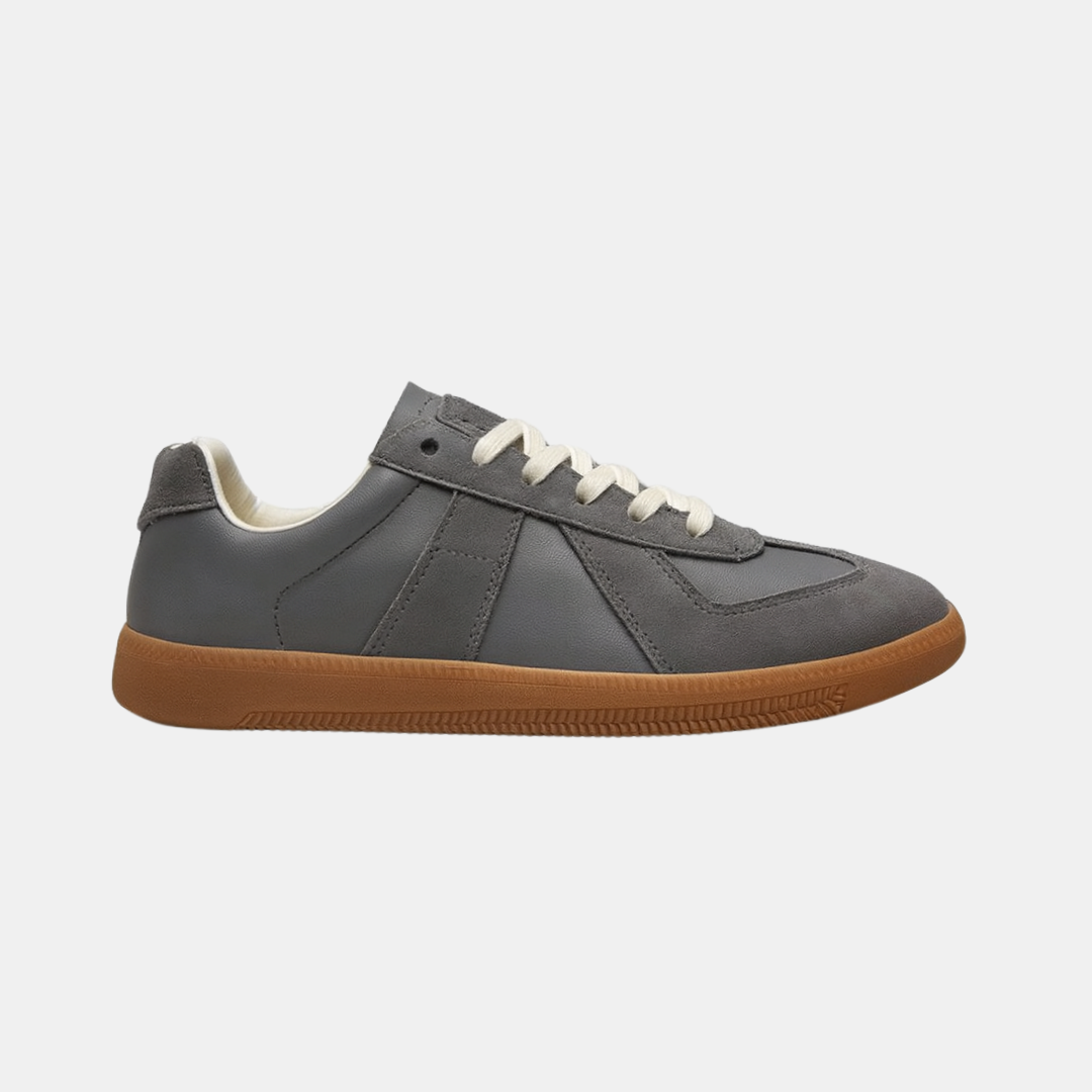 The Renlo Retro Sneaker