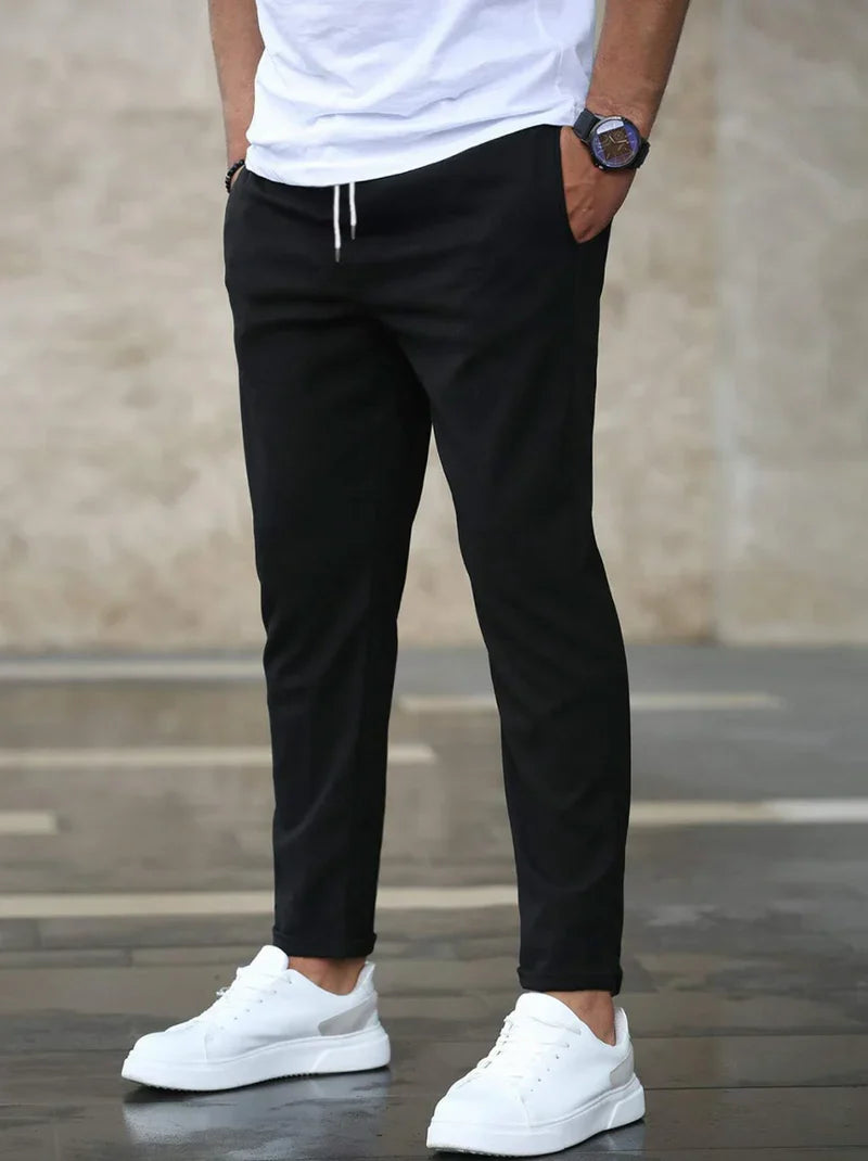 Caleb tapered heren chino met elastische taille en trekkoord