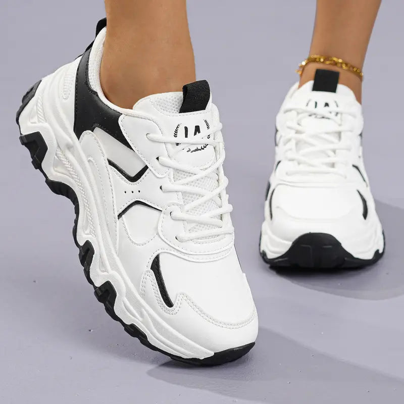Hailey Chunky dames sneakers met sportieve look