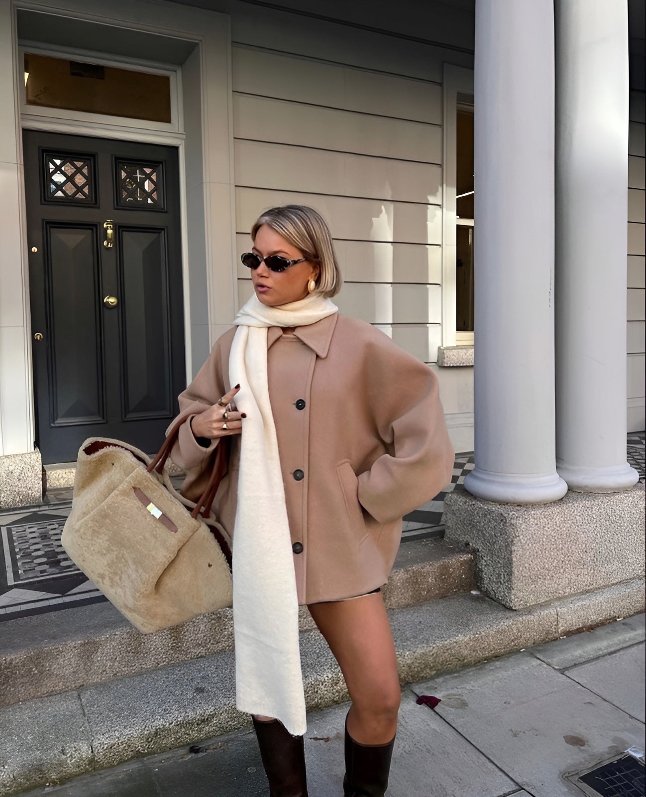 Lizzy Elegante Dames Jas Met Klassieke Kraag